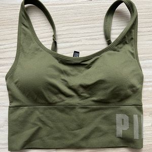 PINK Victoria’s Secret Camo Green Sports Bra Tank Top M NWT